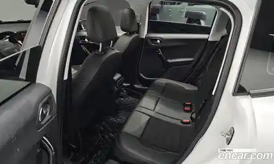 Peugeot 2008 2018 1.6 гидро в Москве № 1200063, миниатюра 12