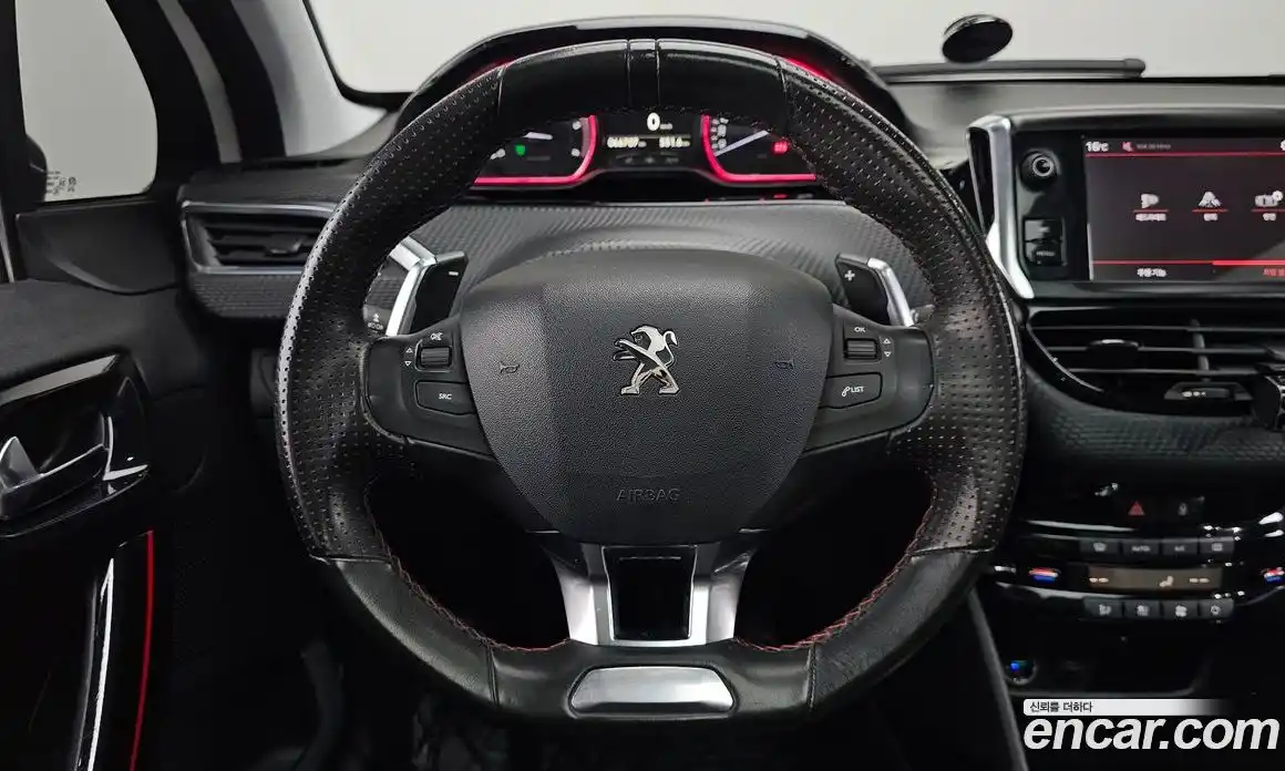 Peugeot 2008 2018 1.6 гидро в Москве № 1200063, фото 13