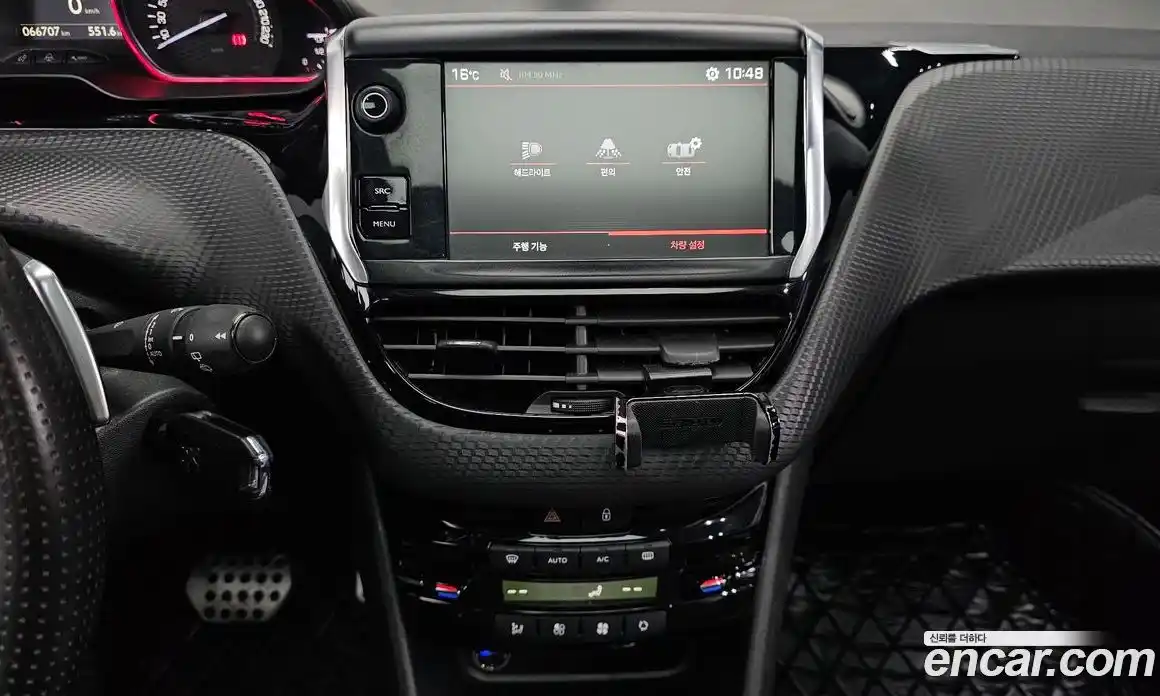 Peugeot 2008 2018 1.6 гидро в Москве № 1200063, фото 14