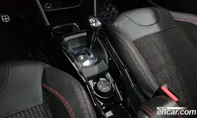 Peugeot 2008 2018 1.6 гидро в Москве № 1200063, миниатюра 9