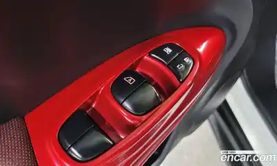 Nissan Juke 2015 1.6 гидро в Москве № 1200252, миниатюра 11