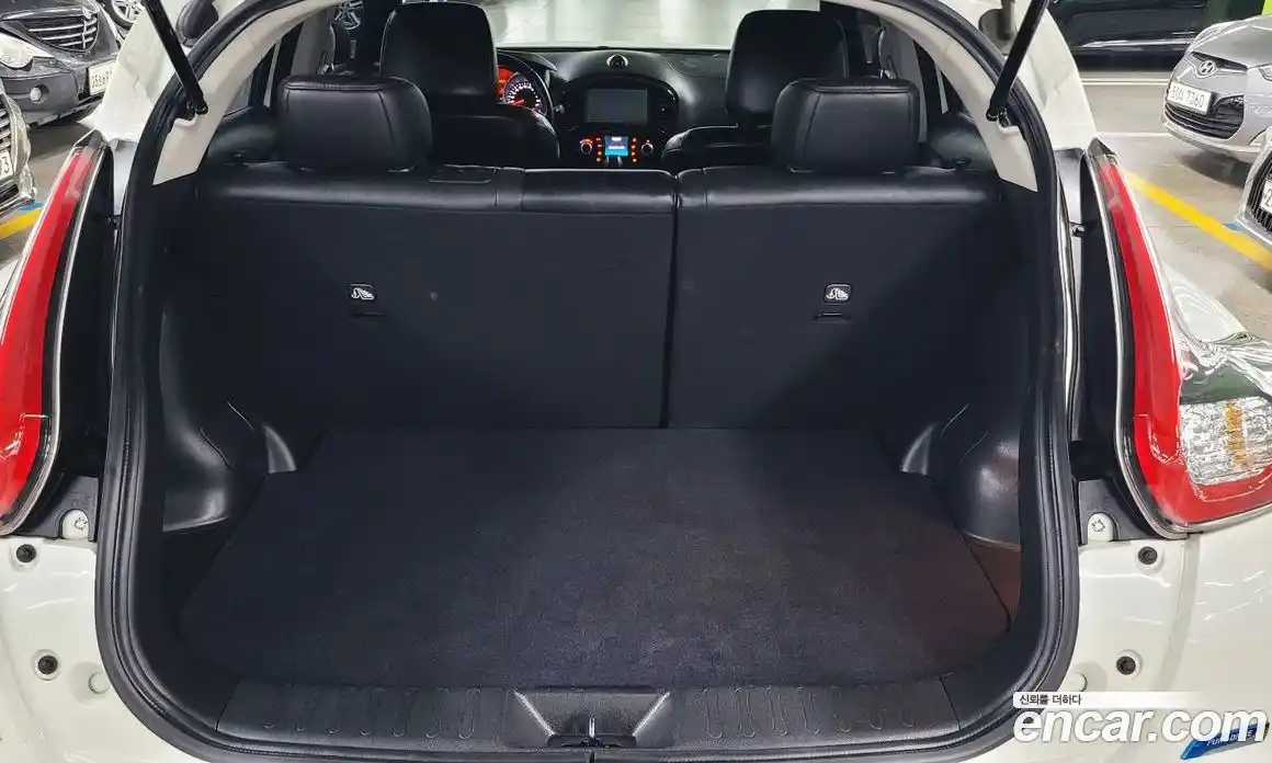Nissan Juke 2015 1.6 гидро в Москве № 1200252, фото 19