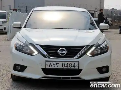 Nissan Altima, 2016