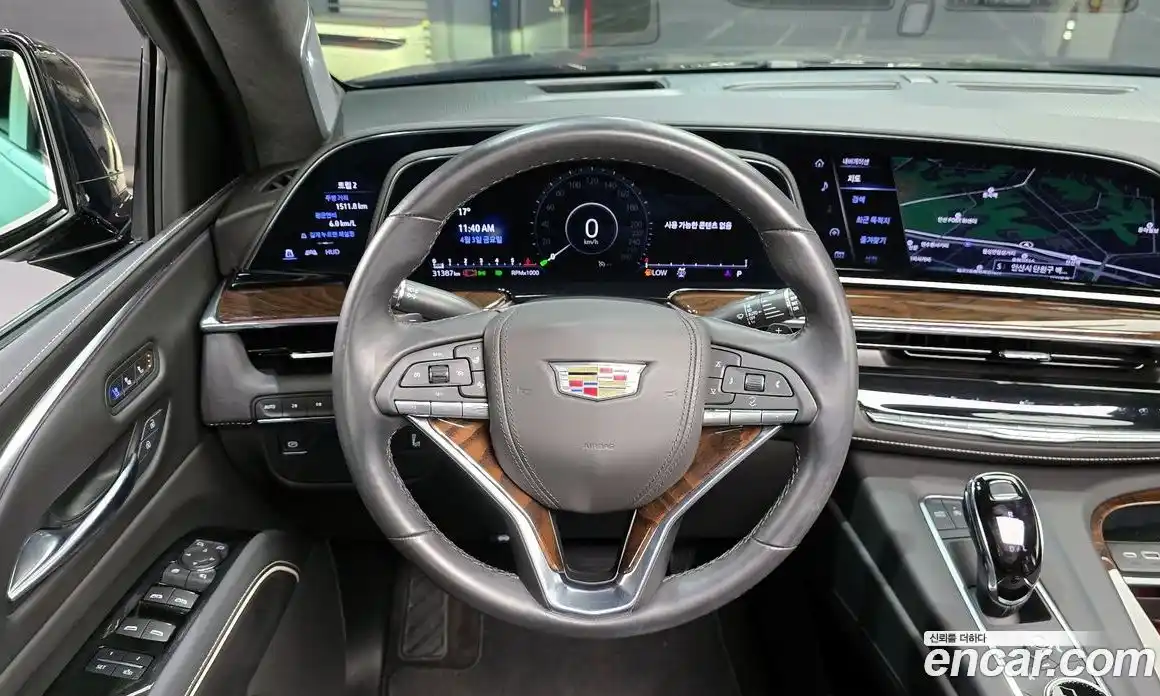 Cadillac Escalade 2022 6.2 гидро в Москве № 1200308, фото 13