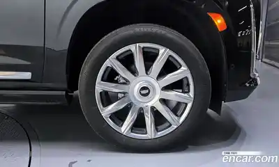Cadillac Escalade 2022 6.2 гидро в Москве № 1200308, миниатюра 5
