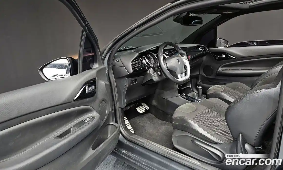Citroen DS3 2015 1.6 гидро в Москве № 1200506, фото 11
