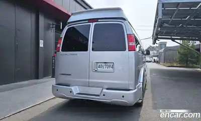 Chevrolet Express Van 2018 6.0 Автомат в Москве № 1200589, миниатюра 4