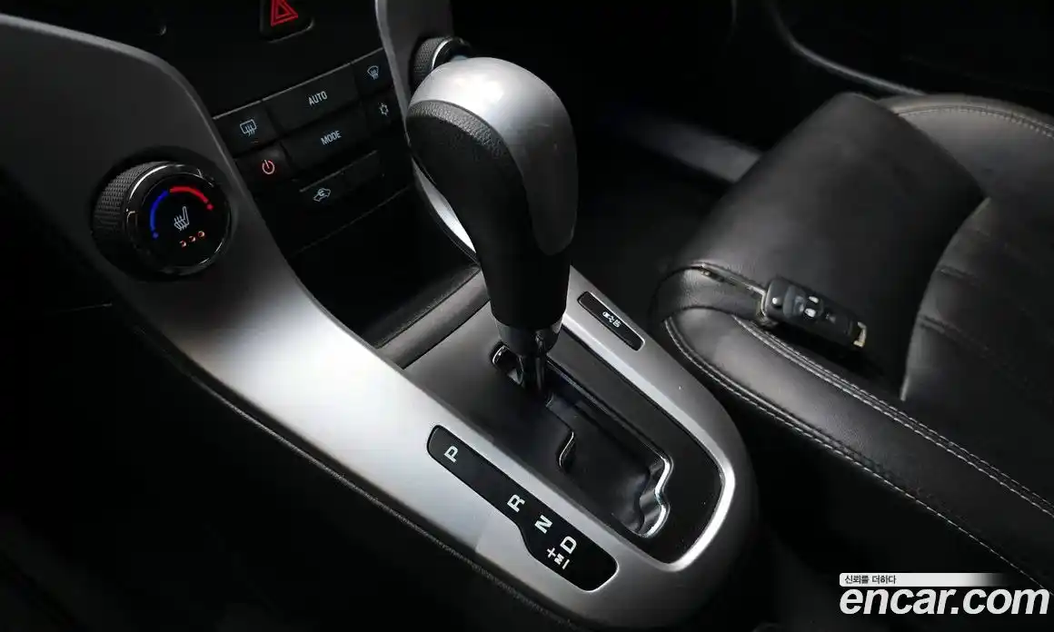 Chevrolet Cruze 2015 1.4 гидро в Москве № 1211984, фото 9