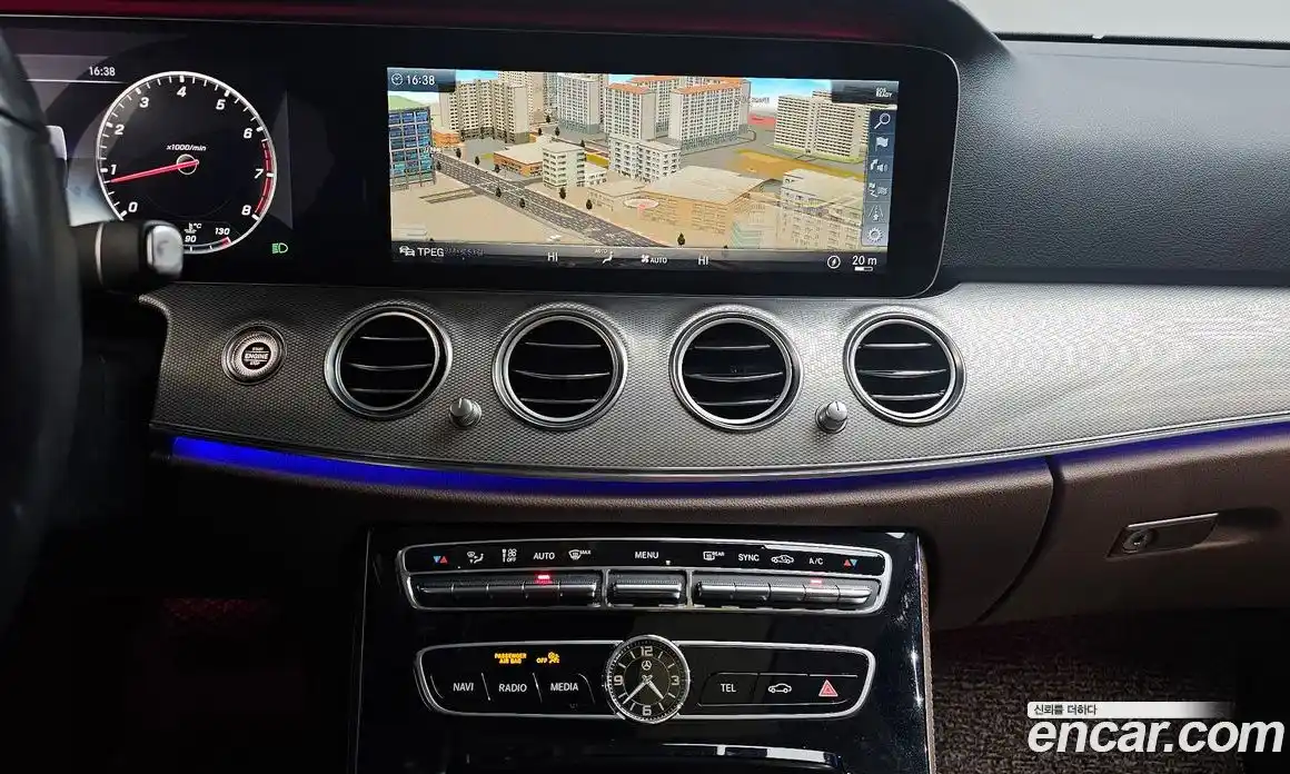 Mercedes-Benz E-Class 2020 2.0 гидро в Москве, фото 14