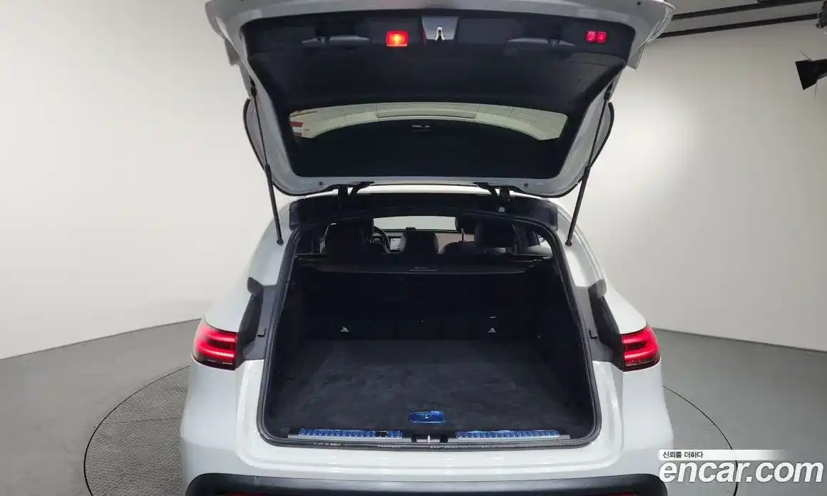 Mercedes-Benz EQC 2020 0.2 гидро в Москве № 160902, фото 19
