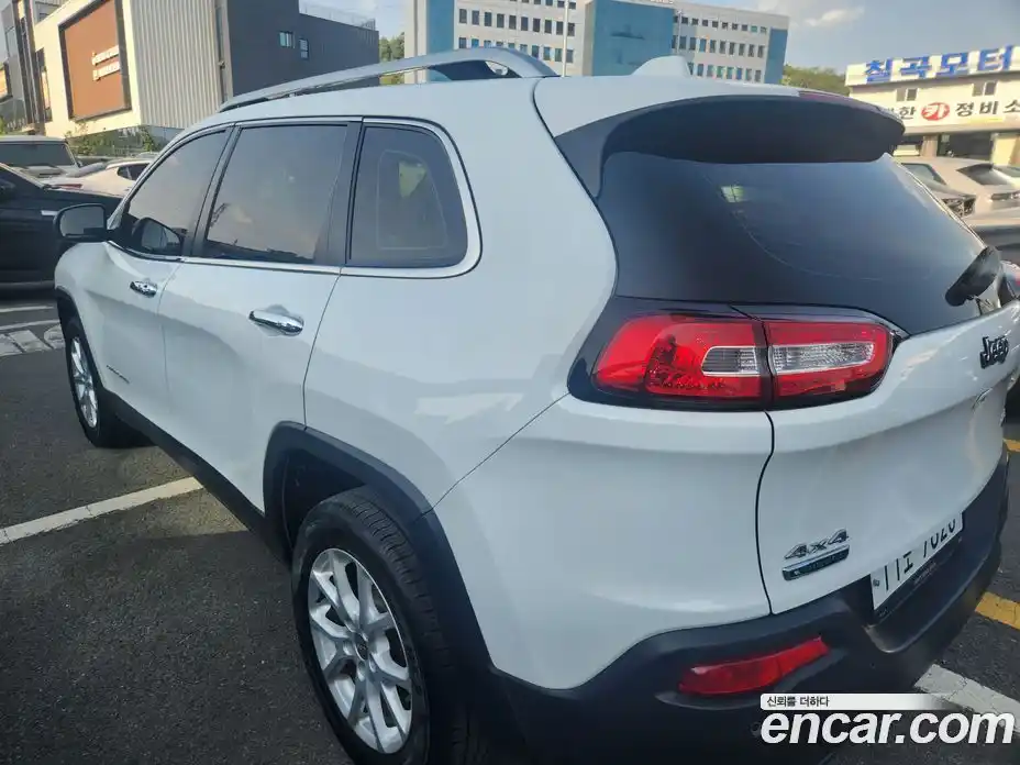 Jeep Cherokee 2015 2.0 гидро в Москве № 170082, фото 5