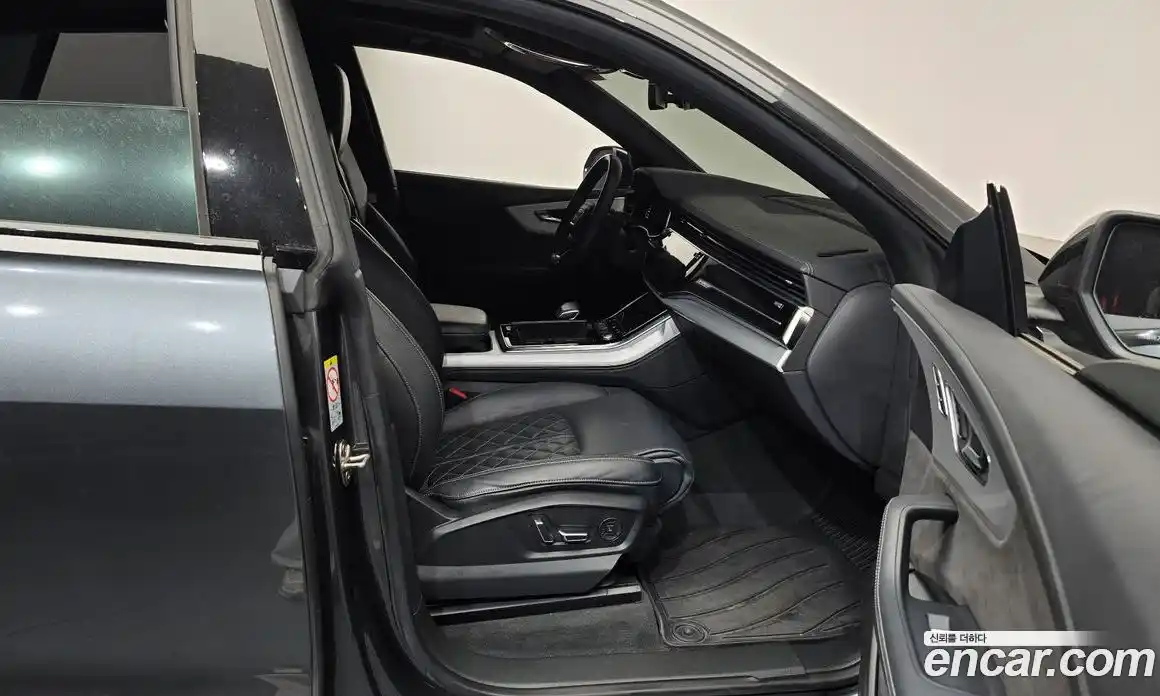 Audi Q8 2021 3.0 гидро в Москве № 212397, фото 11