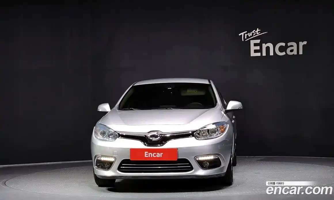 Renault SM3 2017 гидро в Москве № 224128, фото 3