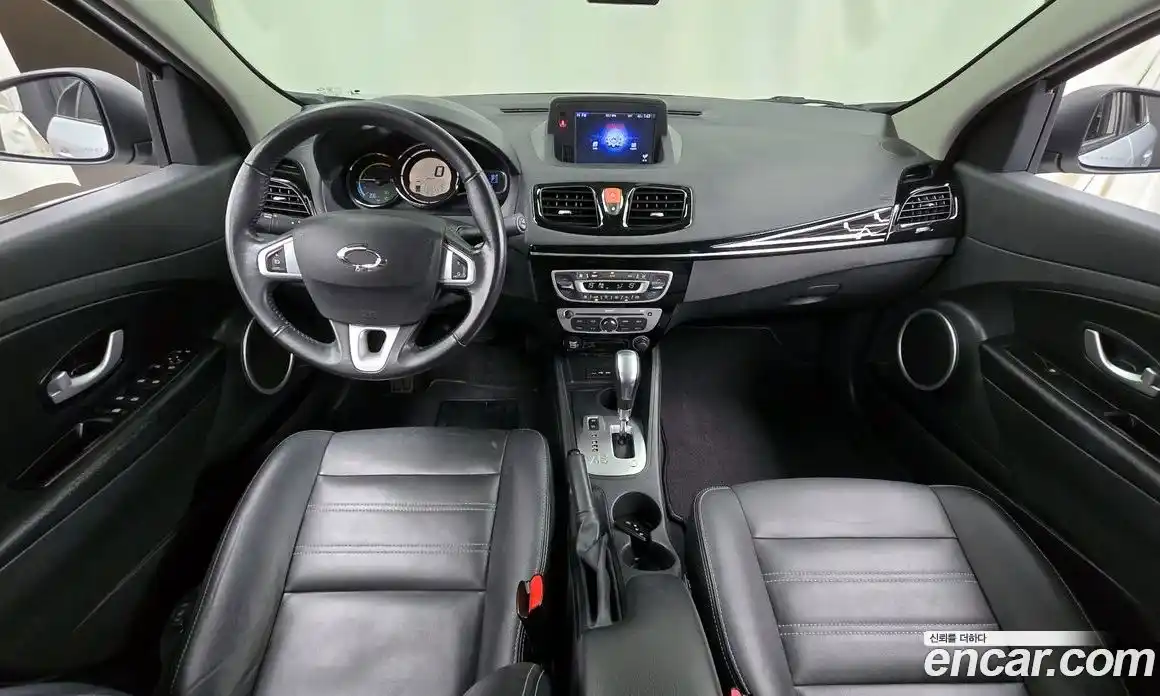 Renault SM3 2017 гидро в Москве № 224128, фото 7