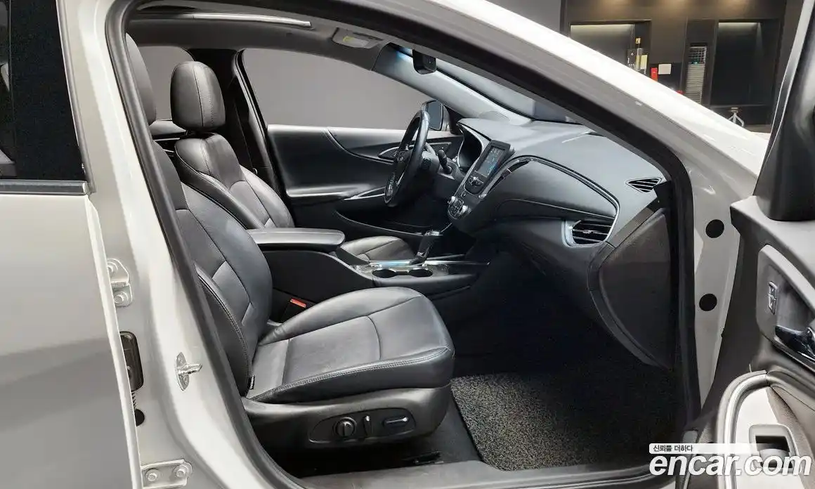 Chevrolet Malibu 2017 1.5 гидро в Москве № 528763, фото 9