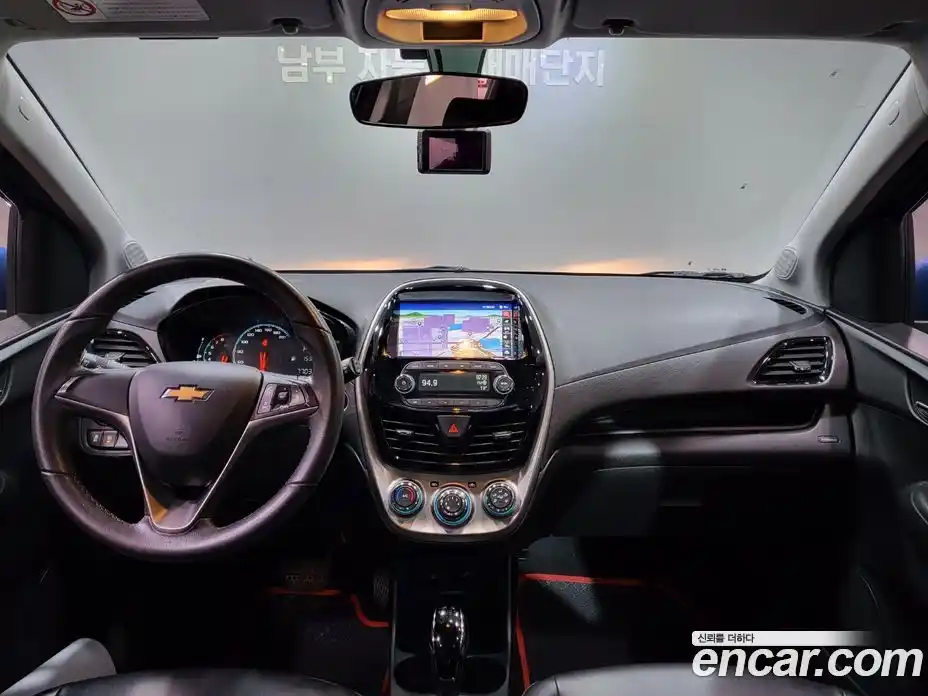 Chevrolet Spark 2016 1.0 гидро в Москве, фото 7