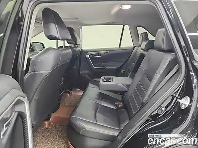 Toyota RAV4 2019 2.5 гидро в Москве № 1151721, миниатюра 12