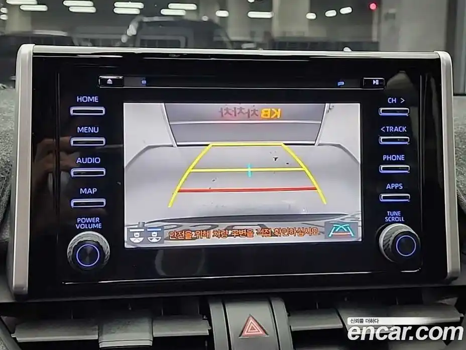 Toyota RAV4 2019 2.5 гидро в Москве № 1151721, фото 16
