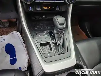 Toyota RAV4 2019 2.5 гидро в Москве № 1151721, миниатюра 8