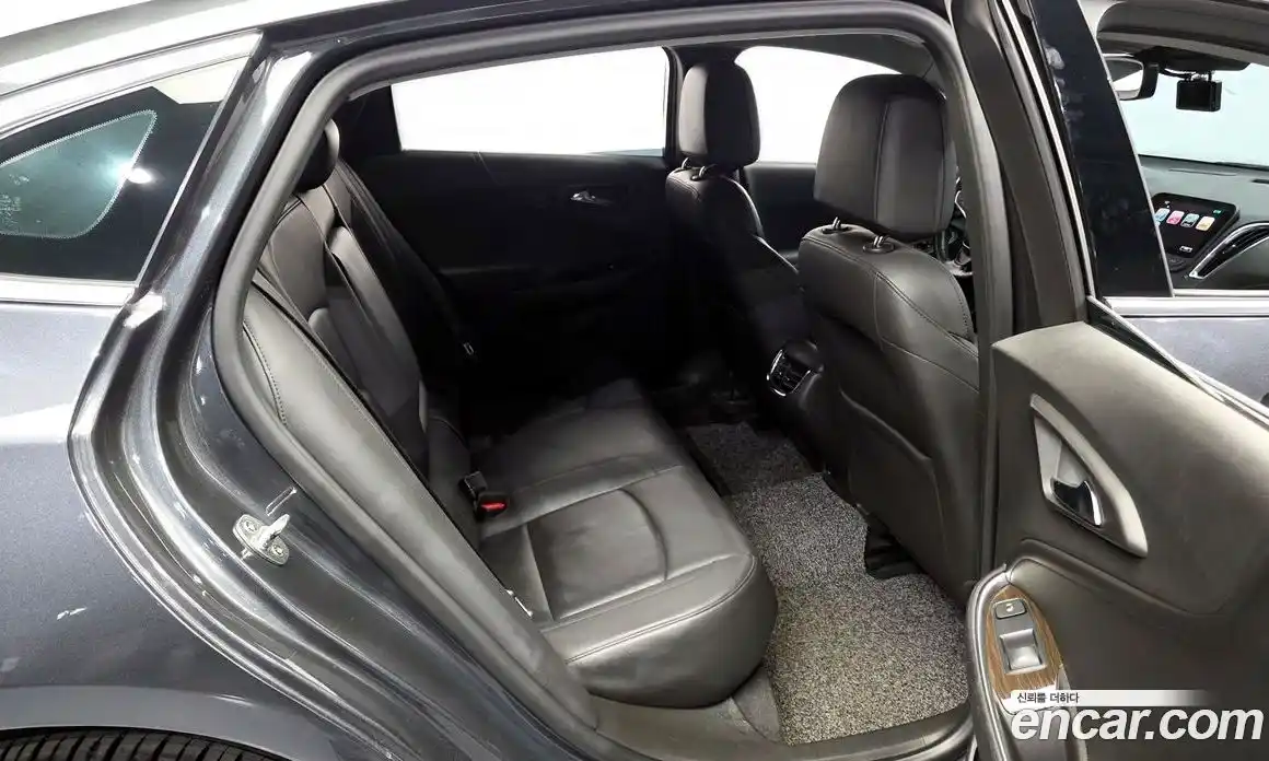 Chevrolet Malibu 2017 2.0 Автомат в Москве № 1190234, фото 12