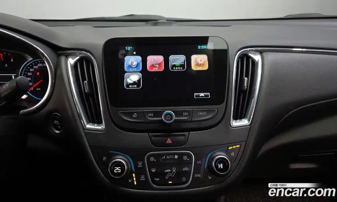 Chevrolet Malibu 2017 2.0 Автомат в Москве № 1190234, фото 15