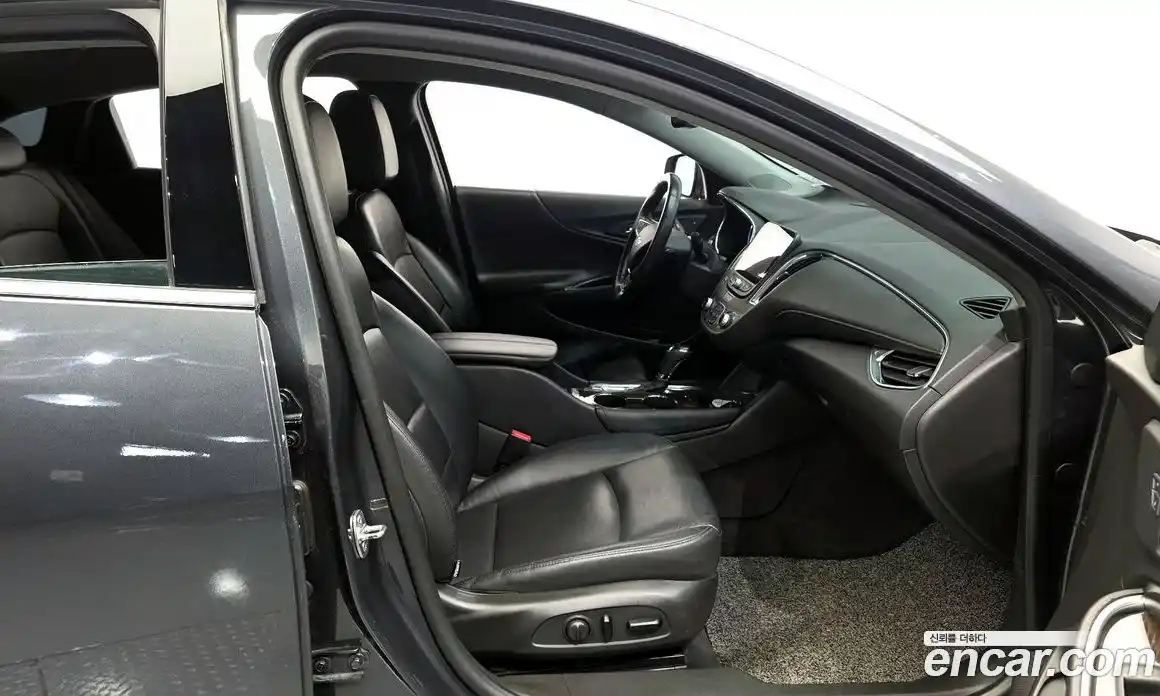 Chevrolet Malibu 2017 2.0 Автомат в Москве № 1190234, фото 10