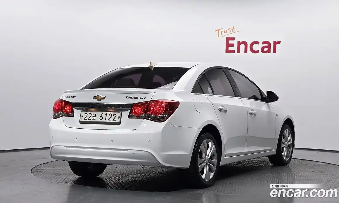 Chevrolet Cruze 2013 1.8 Автомат в Москве № 1190294, фото 2