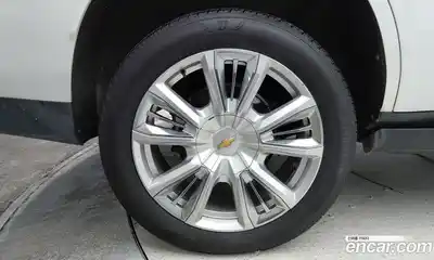 Chevrolet Tahoe 2022 6.2 Автомат в Москве № 1190392, миниатюра 5