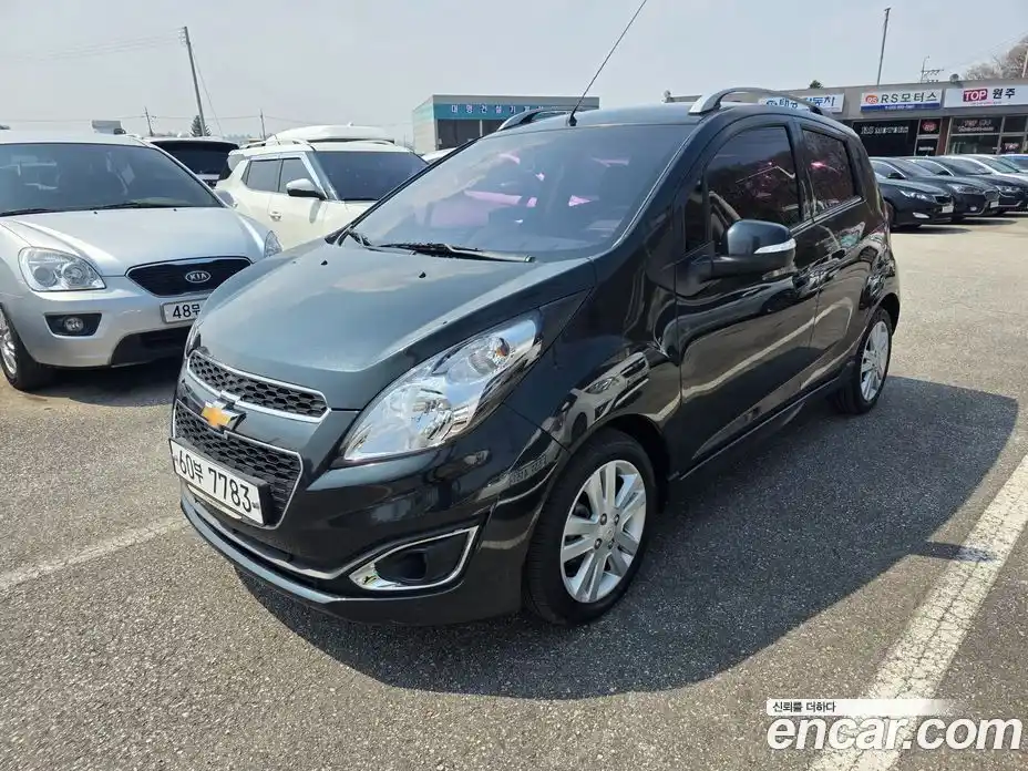 Chevrolet Spark 2014 1.0 Автомат в Москве № 1190417, фото 1