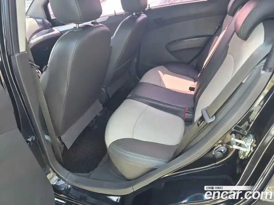 Chevrolet Spark 2014 1.0 Автомат в Москве № 1190417, фото 8