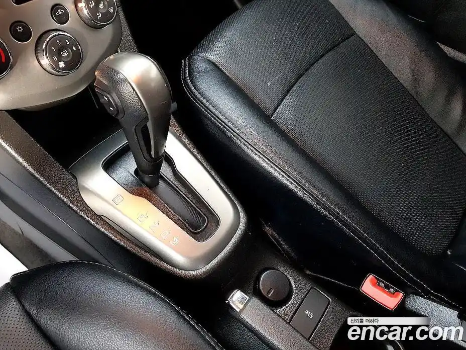 Chevrolet Aveo 2015 1.4 Автомат в Москве № 1190427, фото 15