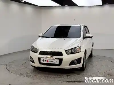 Chevrolet Aveo 2015 1.4 Автомат в Москве № 1190427, миниатюра 2