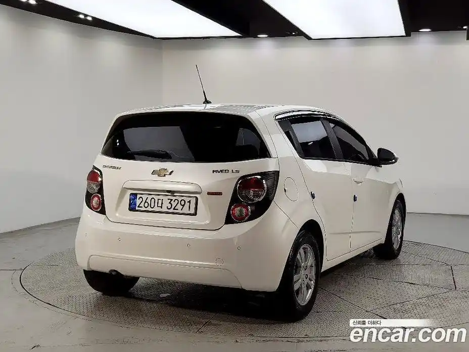 Chevrolet Aveo 2015 1.4 Автомат в Москве № 1190427, фото 4