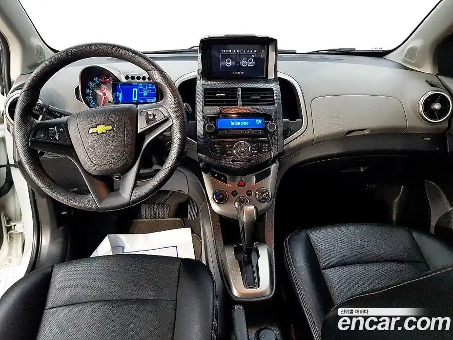 Chevrolet Aveo 2015 1.4 Автомат в Москве № 1190427, фото 5