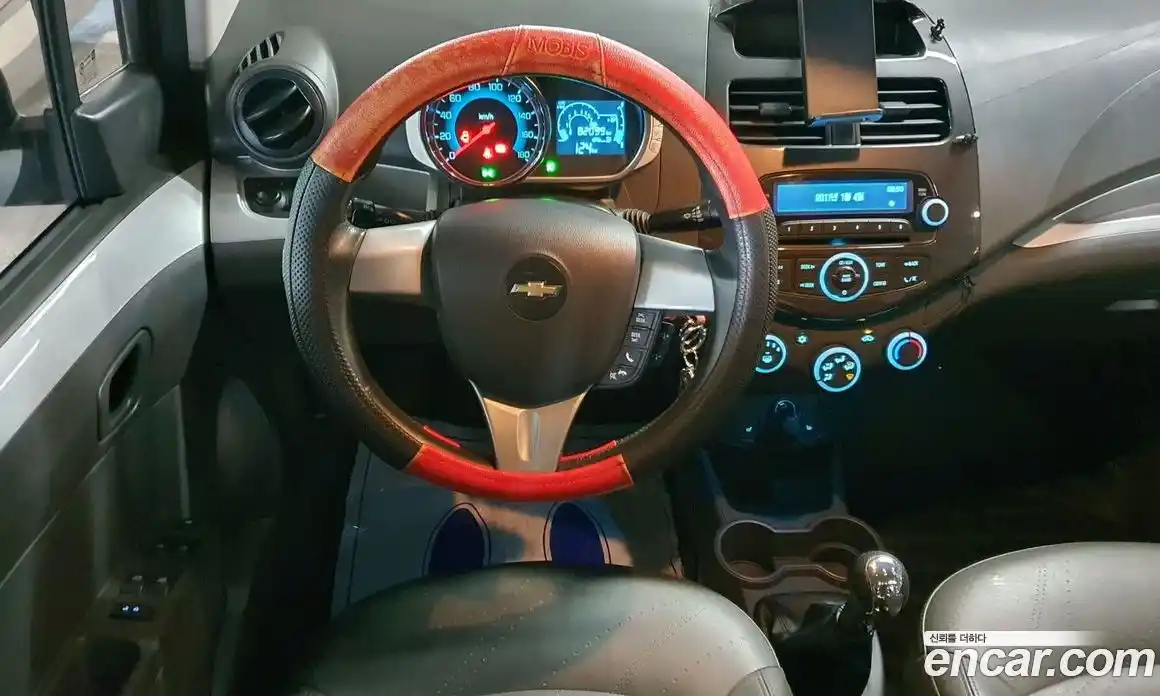 Chevrolet Spark 2014 1.0 Механическая в Москве № 1190465, фото 13