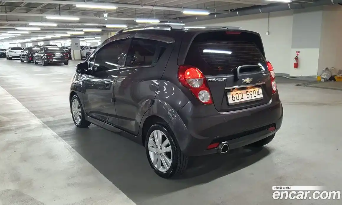 Chevrolet Spark 2014 1.0 Механическая в Москве № 1190465, фото 4