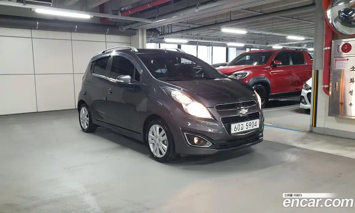 Chevrolet Spark 2014 1.0 Механическая в Москве № 1190465, фото 8