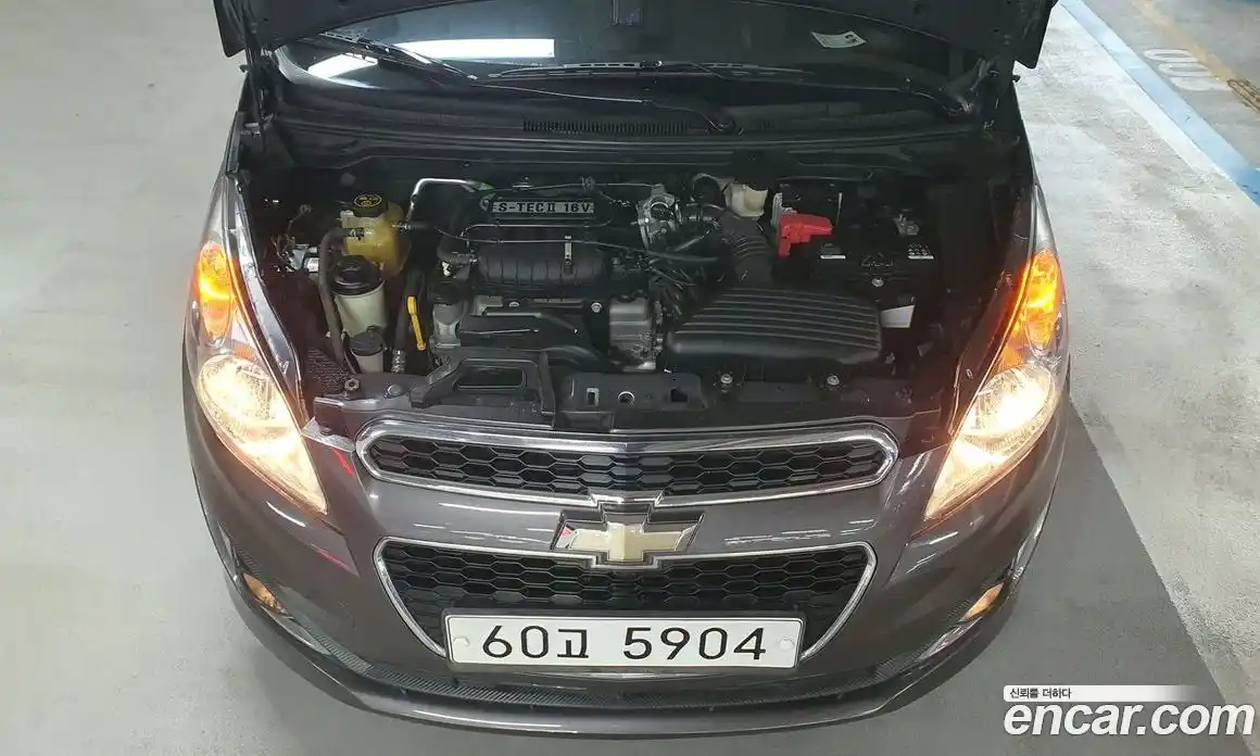 Chevrolet Spark 2014 1.0 Механическая в Москве № 1190465, фото 9