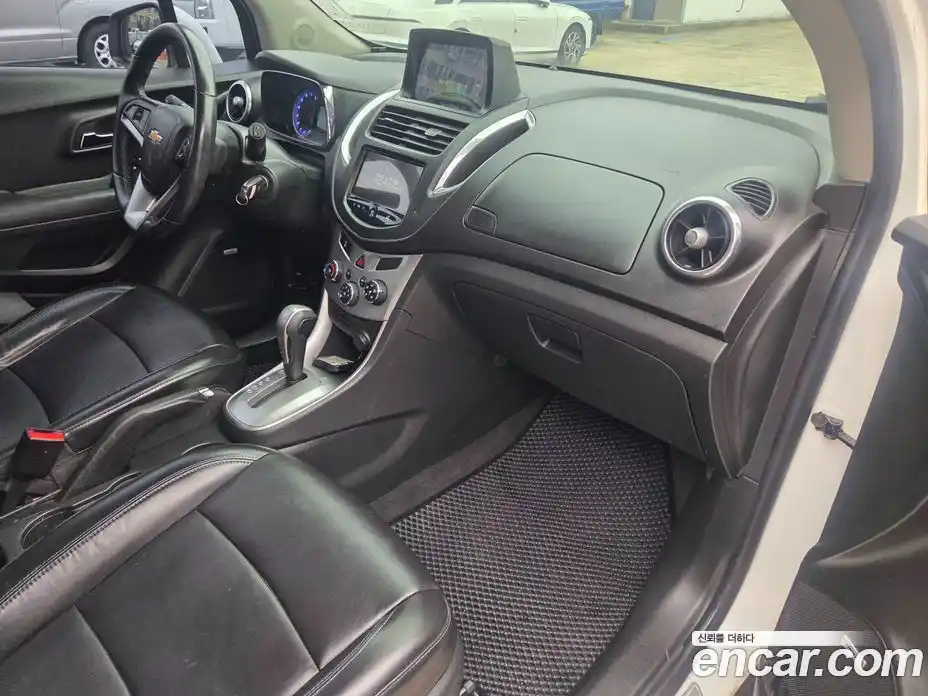 Chevrolet Trax 2013 1.4 Автомат в Москве № 1190550, фото 11