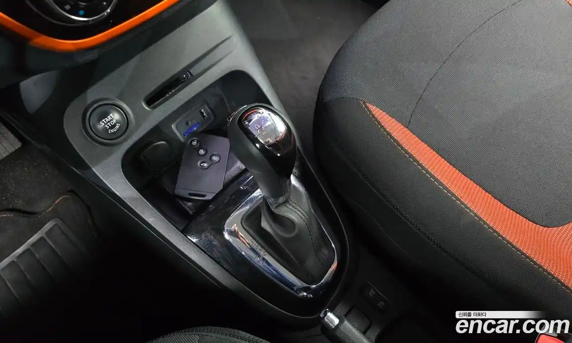 Renault QM3 2014 1.5 гидро в Москве № 1191171, фото 9