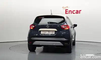 Renault QM3 2015 1.5 гидро в Москве № 1191459, миниатюра 4