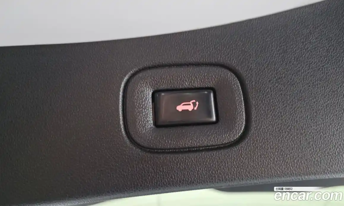 Renault QM6 2018 2.0 гидро в Москве № 1191524, фото 20