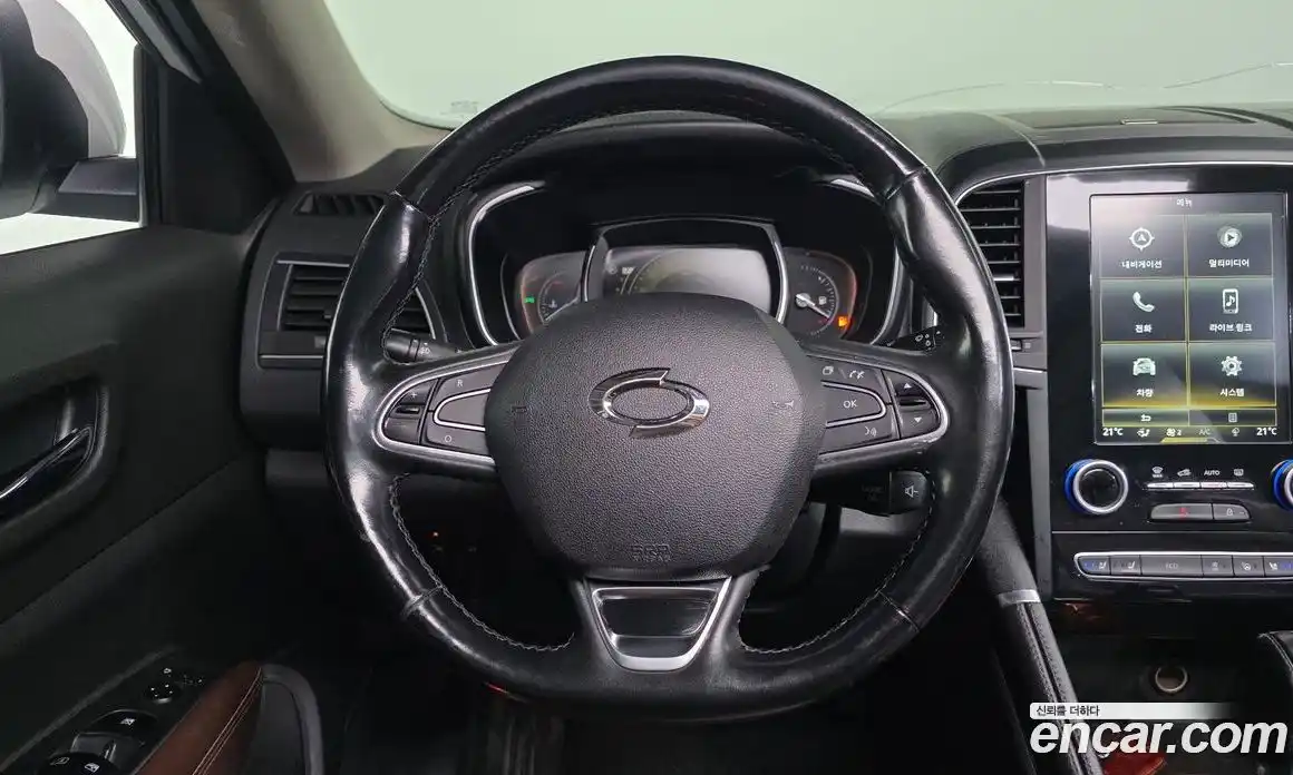 Renault QM6 2016 2.0 гидро в Москве № 1191718, фото 13