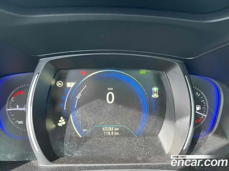 Renault QM6 2017 2.0 гидро в Москве № 1191784, фото 14
