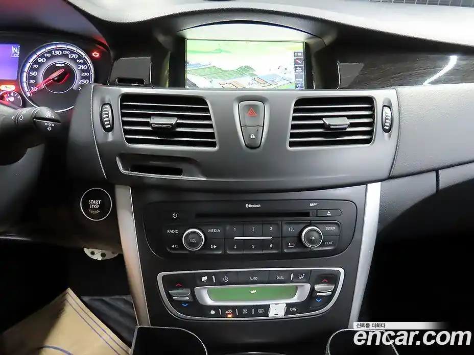 Renault SM5 2014 1.5 гидро в Москве № 1192091, фото 17