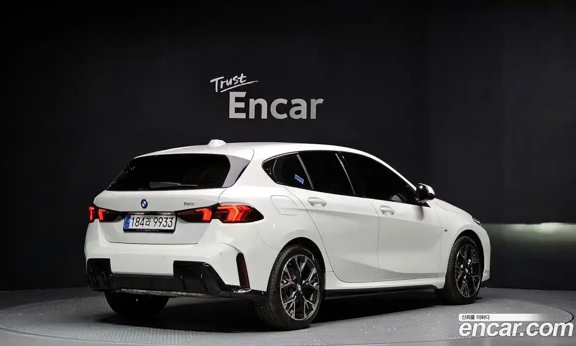 BMW 1-Series 2025 2.0 гидро в Москве № 1192138, фото 2