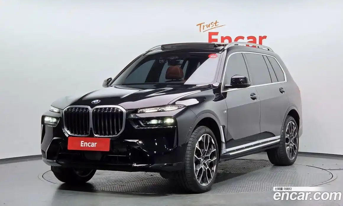 BMW X7 2025 3.0 гидро в Москве № 1192208, фото 1