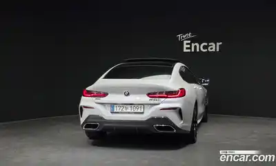 BMW 8-Series 2023 4.4 гидро в Москве № 1192610, миниатюра 4