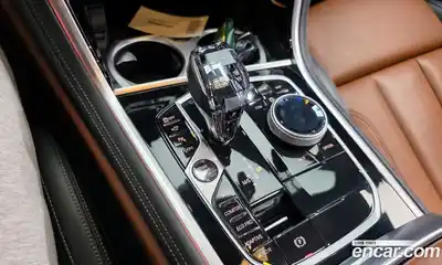 BMW 8-Series 2023 4.4 гидро в Москве № 1192610, миниатюра 9