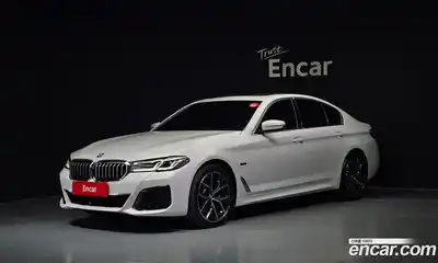 BMW 5-Series, 2022